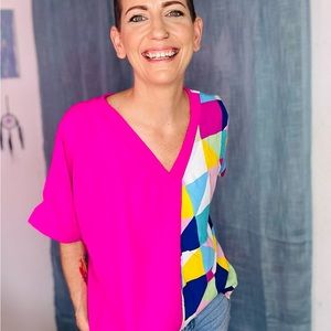 NWT 💕 Fuchsia Multicolor Geometric Color Block Dolman Top 💕